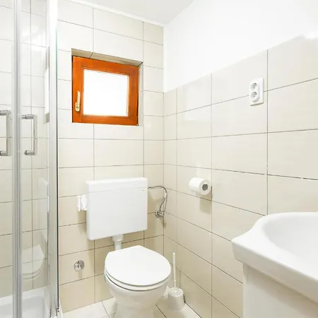 Luxurious Home In Prizba With Wifi