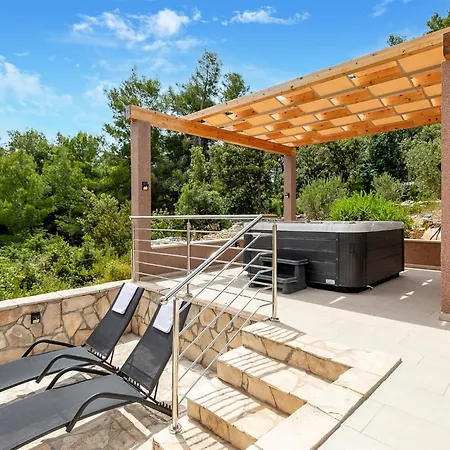 43 Semesterbostad Prizba