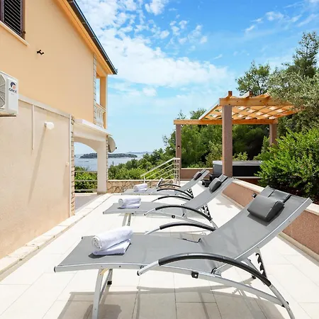 Ferienhaus Awesome In With House Sea View