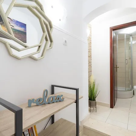Luxurious Home In Prizba With Wifi * Prizba